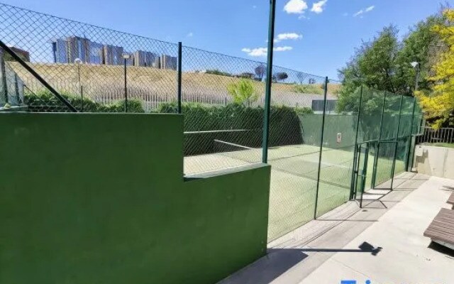 Modern apartment Near city center, Airport,  Metro