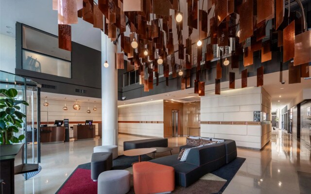 Doubletree By Hilton Paris Boulogne