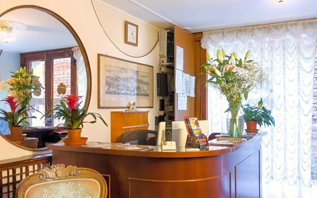 Hotel Leonardo
