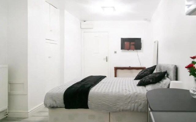 Cheetham Hills Apartments