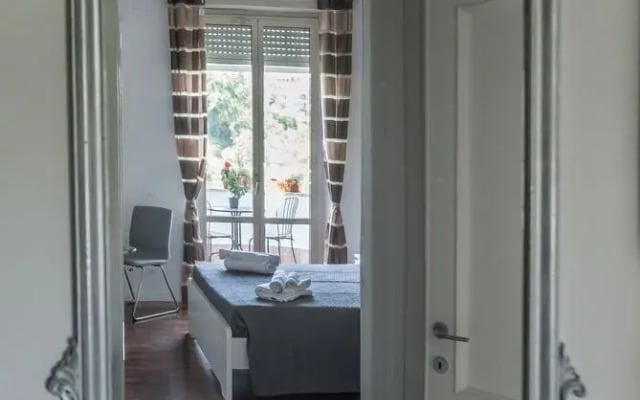 Vignola Apartment