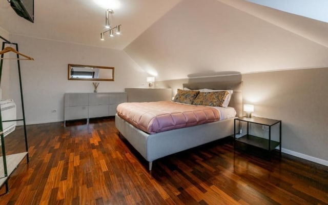 Elegant Penthouse - Metro Conca d'Oro