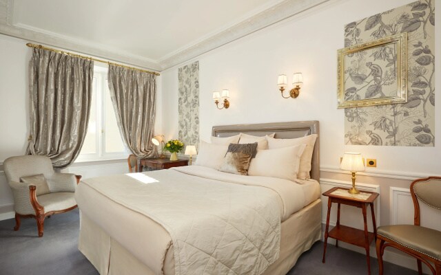Hotel Regina Louvre