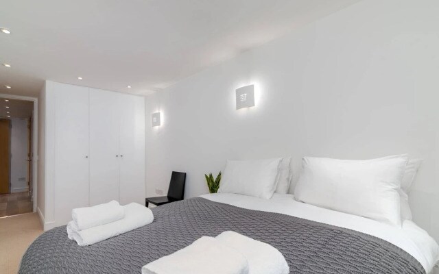 "Guestready Stylish 2br Home In Islington"