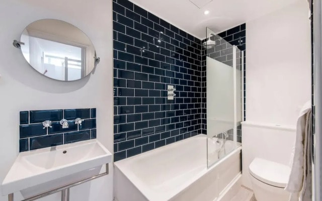 Divine 3-bed Mews House Battersea