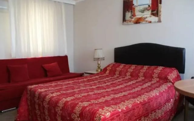 Dom Hotel