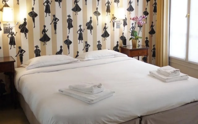 HotelHome Paris 16