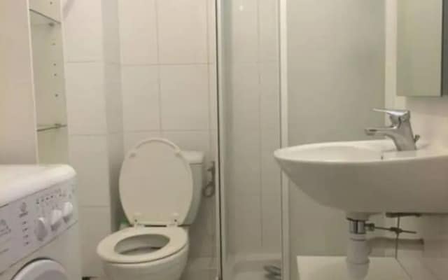 1 Bedroom Apartment With Amazing Views in Paris
