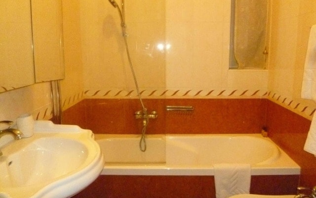 San Pietro Arte In Suite