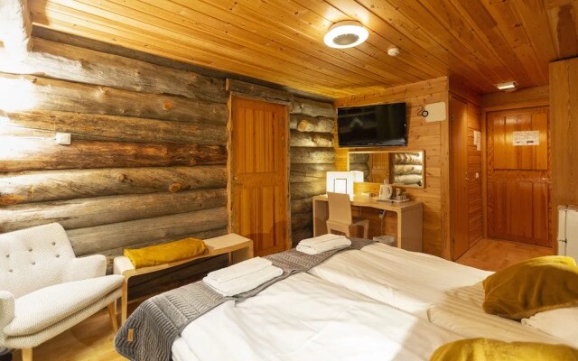Kuukkeli Log Houses Teerenpesä - Superior Suite A49