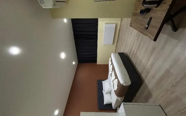 Li̇bra Hotel