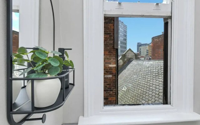 Market Street Apartment 3A Flat 2