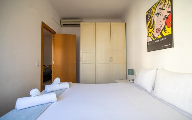 51FLO4-Well located apartment in Sant Antoni