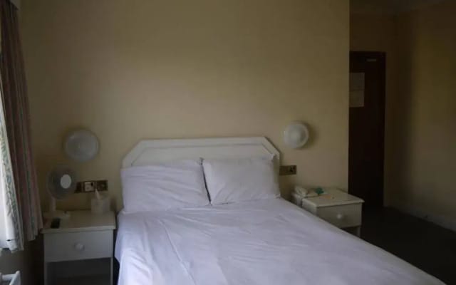 The Selwyn Hotel
