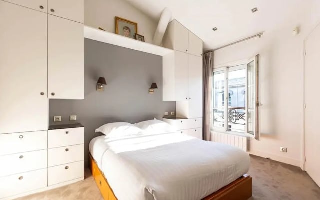 Veeve - The Secret Loft in Madeleine