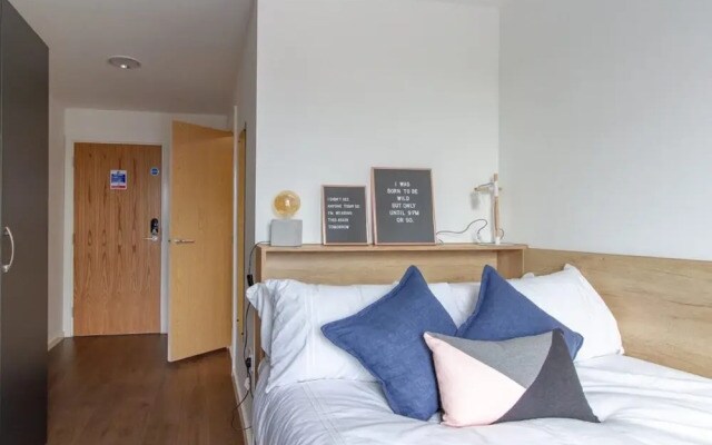 Modern Ensuite Rooms - SHEFFIELD