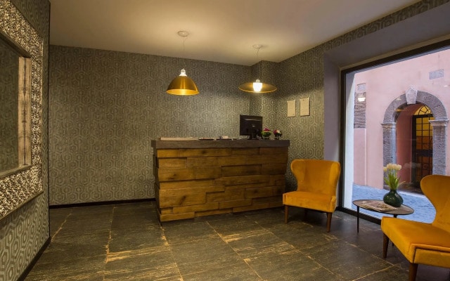 Navona Essence Hotel