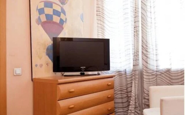 Fortline Apartments Smolenskaya