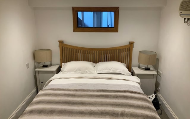 Kensington Olympia Apartments
