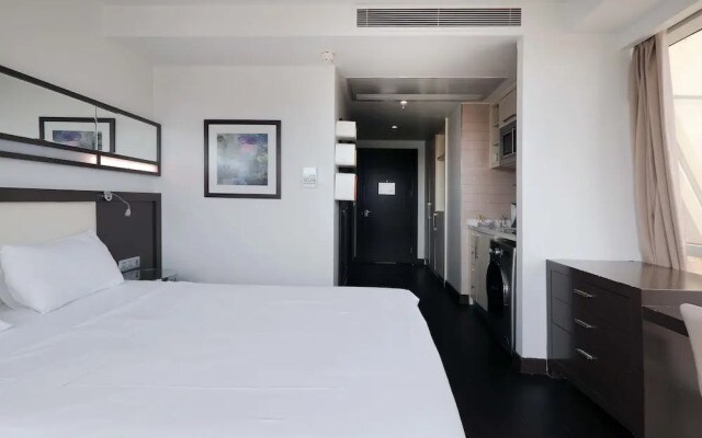 The Four Winds Hotel