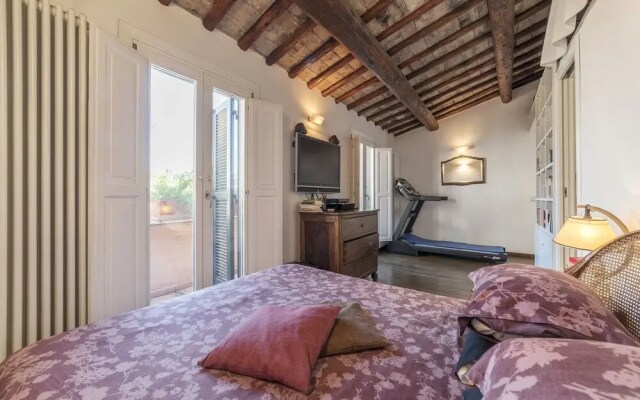 Trastevere Panoramic Rooftop Loft