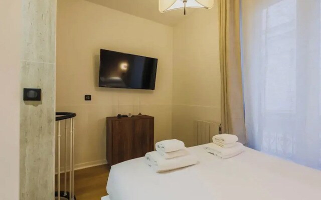Superb Duplex 1 Bedroom Center of Paris