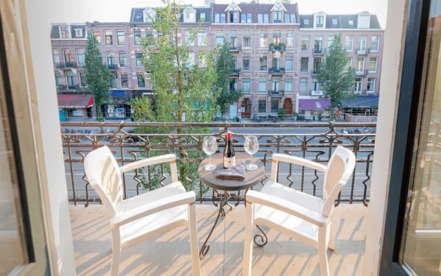 L'Home Apartment
