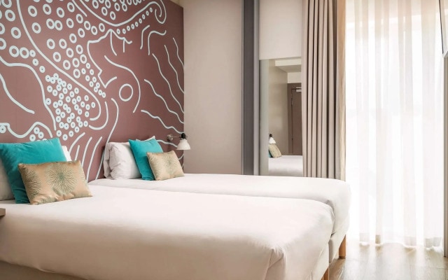 Отель Ibis Styles Barcelona Centre