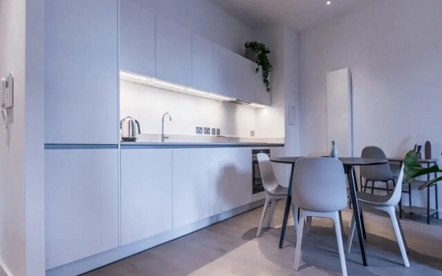 Superior 1 bed in Hill House