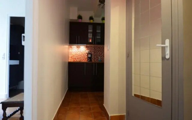 Center Pompidou Apartment