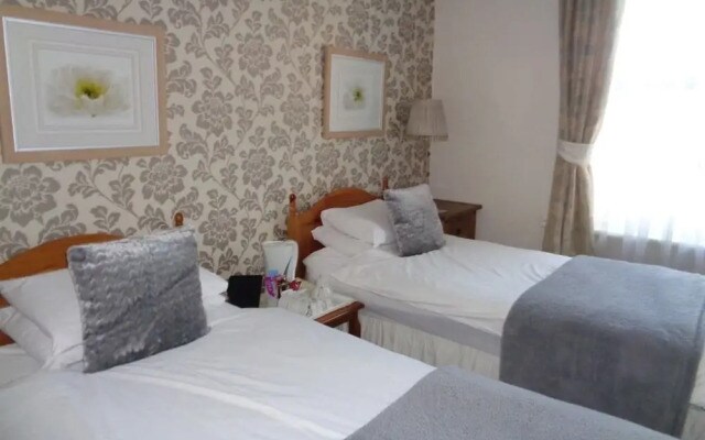 The Broadfield Hotel