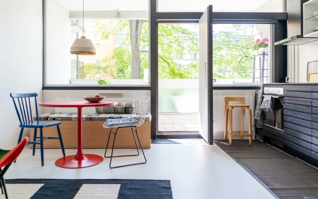 Helsinki home by Johanna Gullichsen