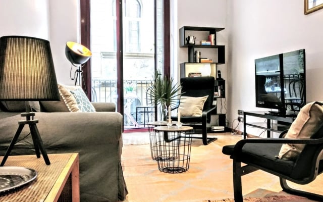 La Rambla spacious 3BR monthly rental - Parsifal