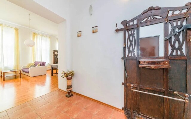 Feelathome Apartments on Millionnaya