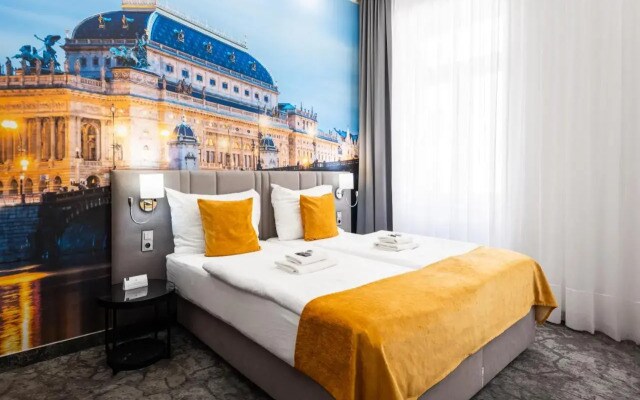 Hotel Amarilis 3*