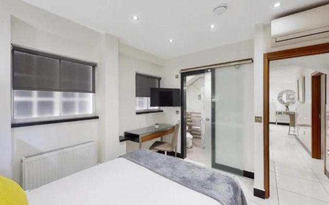 Bryanston Apartments