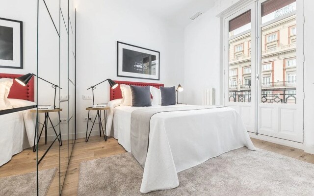 Home Club Gran Via Apartments