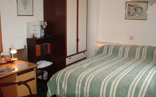 Coaching Inn Hotel
