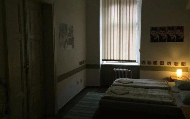 Charles Square Hostel