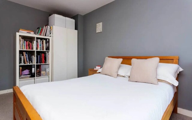 Stylish near Saint Martins