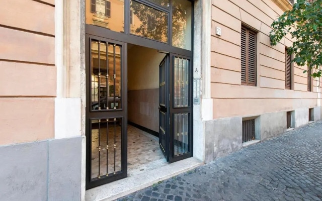catalogImage