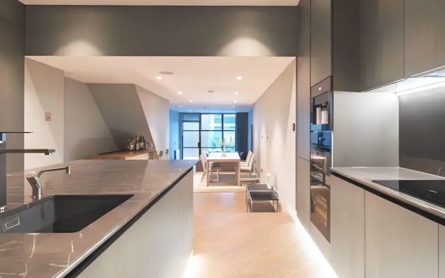 Soho Living 2-Bedroom Apartment in Soho