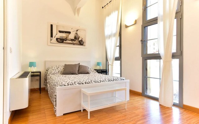 Libetta 8pax Apartment
