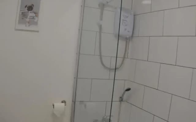 Birkenhead - 2 Bedroom House