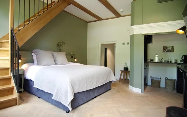Authentic Farmhouse De Vergulden Eenhoorn