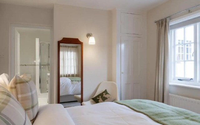 Hurtwood Hotel