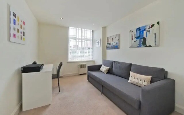 2 Bedroom Apartment - Bayswater