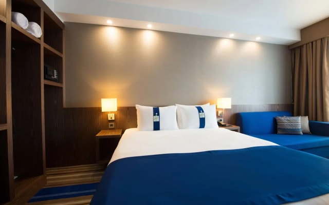 Liv City Hotels