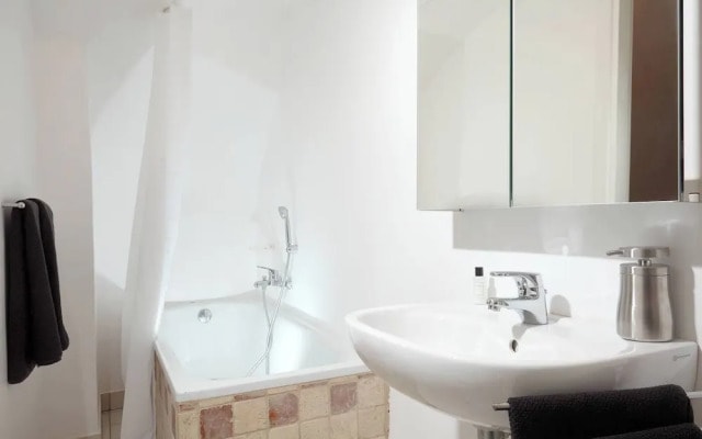 Manray Charming and Modern Ground Floor Loft