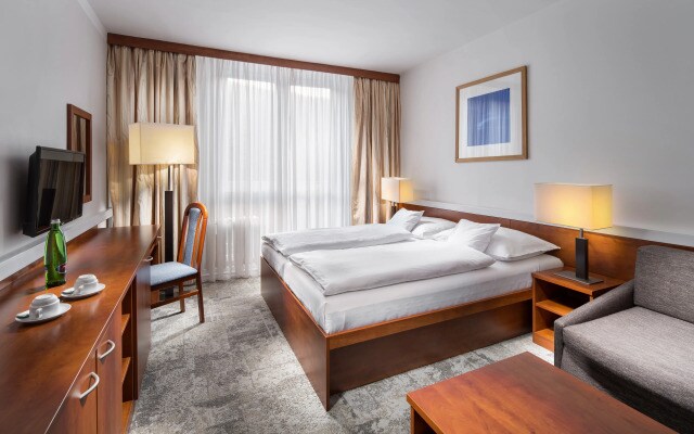 Pinia Hotel & Resort
